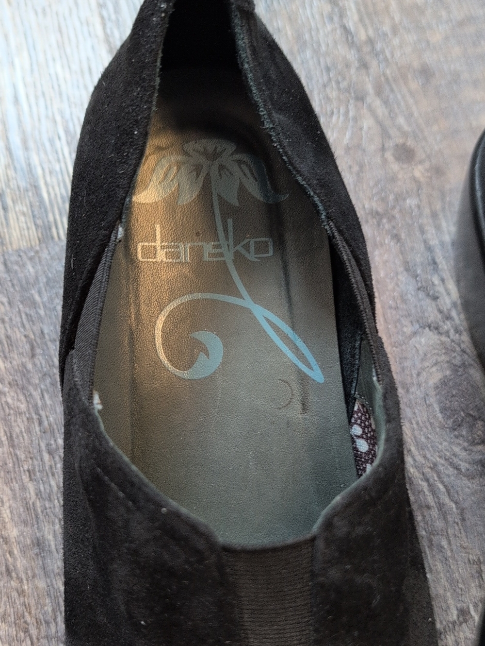 Dansko Black Suede Slip On Clogs Women's Size 7.5/8 EU Size 38 - Picture 2 of 7